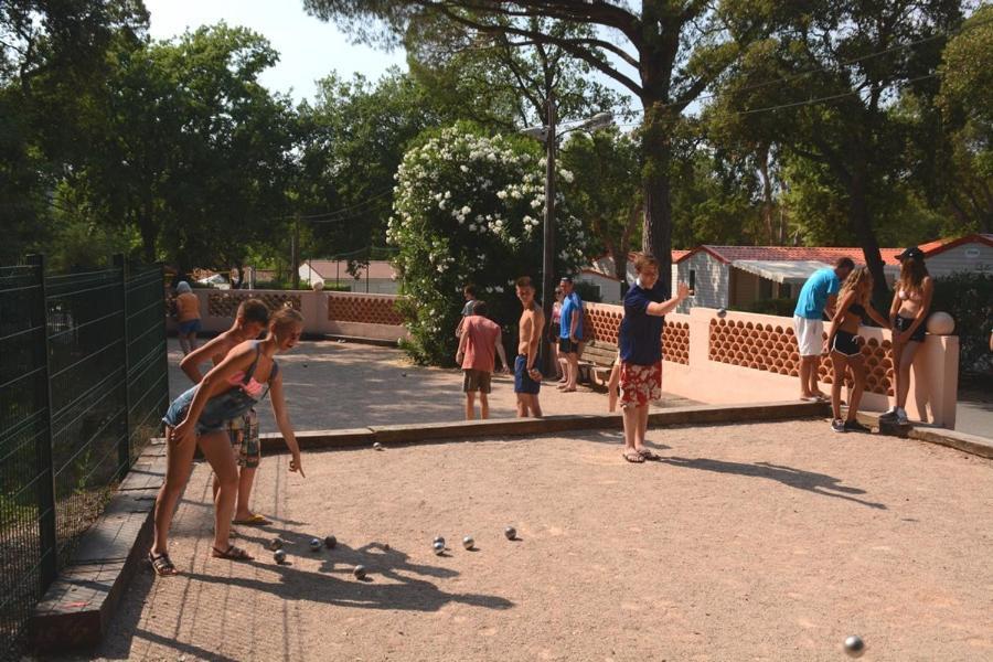 Camping Montana Parc - Gassin Golfe De St Tropez - Maeva المظهر الخارجي الصورة