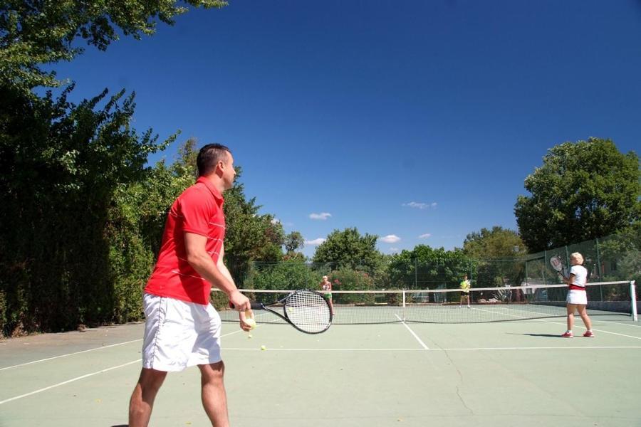 Camping Montana Parc - Gassin Golfe De St Tropez - Maeva المظهر الخارجي الصورة
